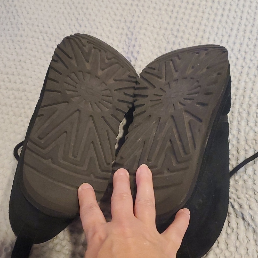 UGG Black Neumel Chukka Boots Size 10 (#28) - Picture 5 of 8